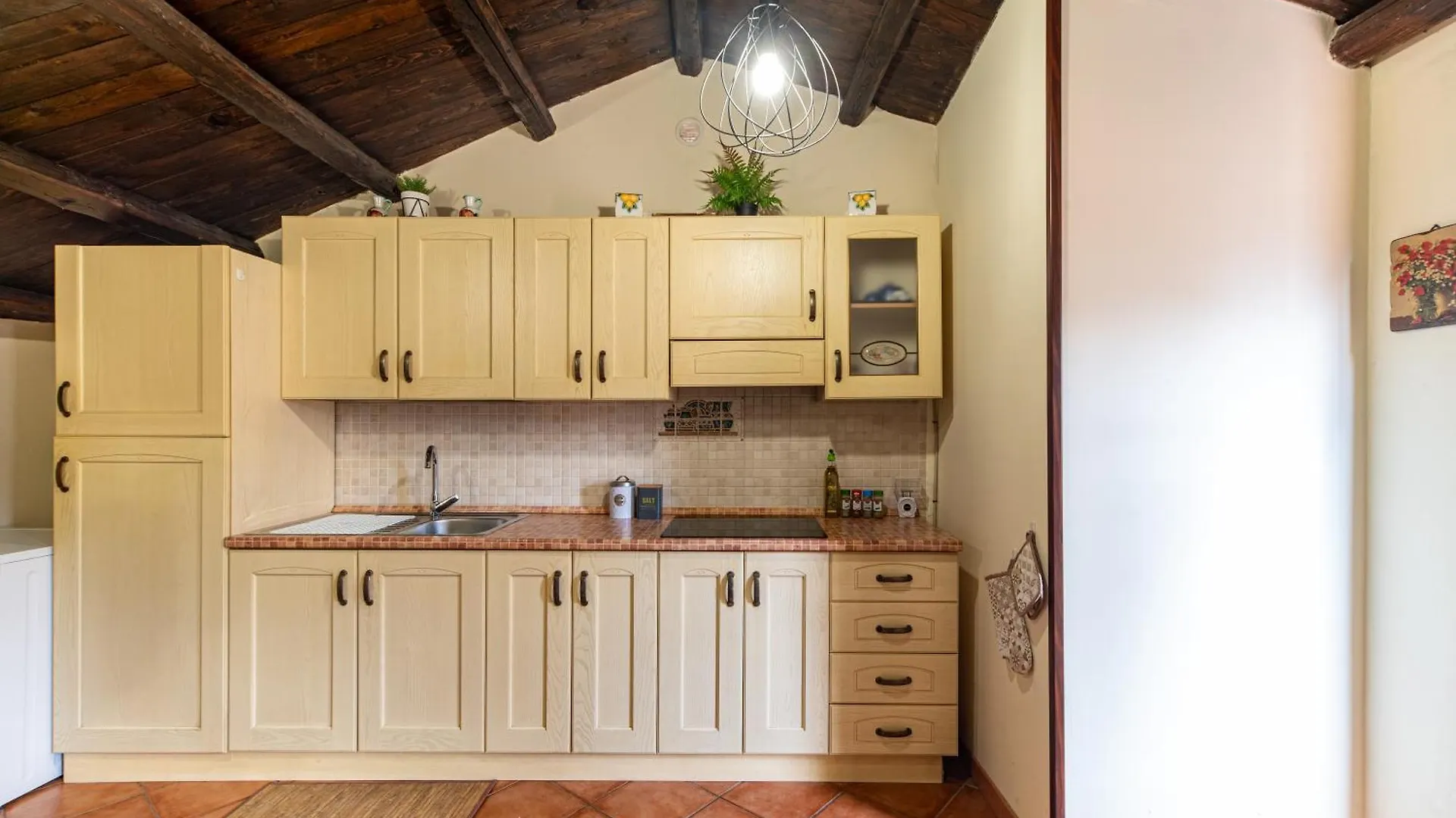 Large Historic Apt In Palermo Apartment